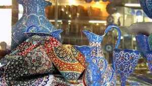گشایش نمایشگاه‌های صنایع دستی با رنگ و بوی بهار در آذربایجان‌شرقی