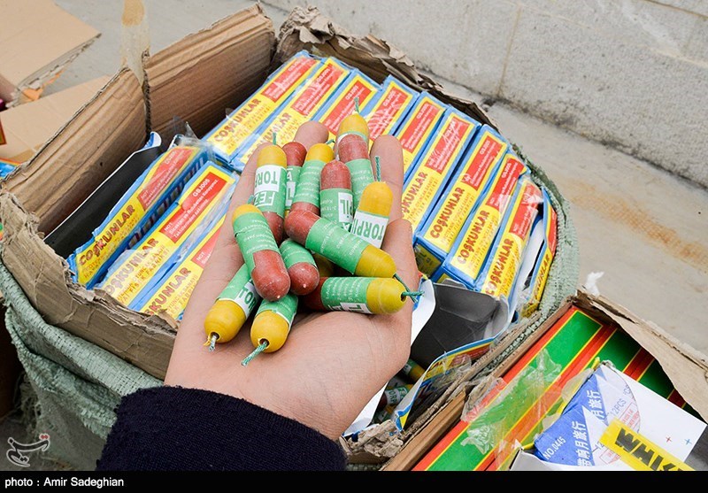 ۳۴۰ هزار مواد محترقه غیرمجاز در کرمانشاه جمع‌آوری شد