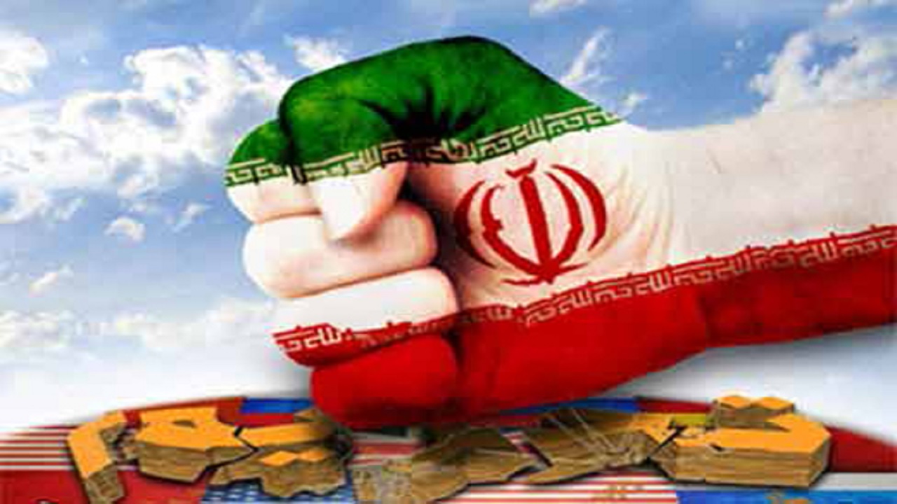 بلومبرگ: آمریکا تمام بخش مالی ایران را تحریم می‌کند
