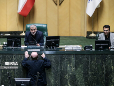نیکزاد: مجلس نامه استرداد لایحه فضای مجازی را دریافت کرد
