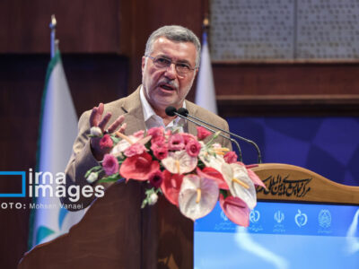 ظفرقندی: آموزش پزشکی باید مبتنی بر استانداردها و متناسب با نیاز کشور باشد