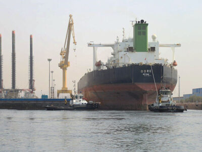 صادرات نفت ایران بدون وقفه ادامه دارد