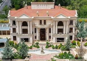 ویلای ۸ هزار متری متهم ردیف اول چای دبش به منظور رد مال تحویل داده شد