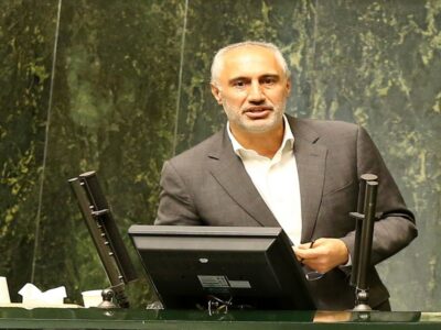 واردات ۶ میلیارد دلاری بنزین باعث کم شدن پول نان، دارو و بنیه دفاعی می‌شود