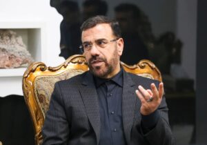 استاندار فارس: تامین اجتماعی محور توسعه رفاه عمومی شود
